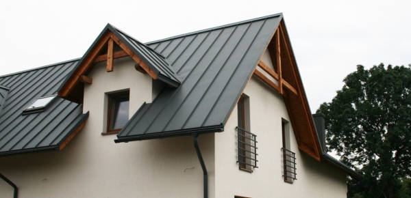 Budynek usługowo - mieszkalny Budynek usługowo - mieszkalny